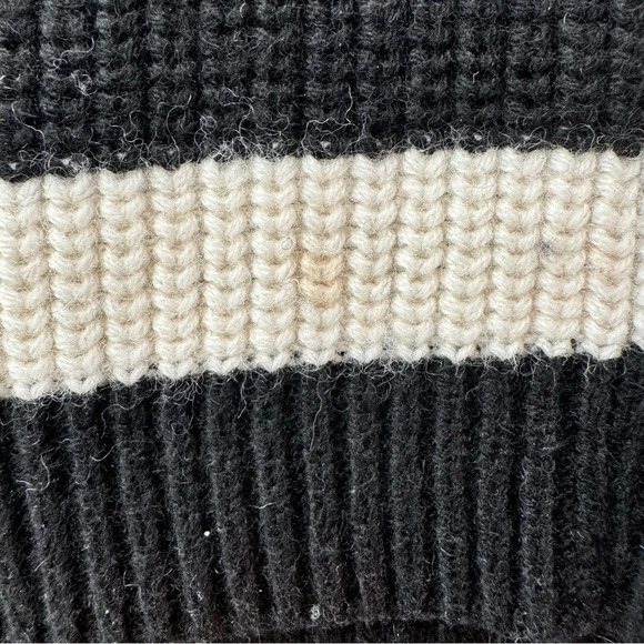& Other Stories XS Oversized Striped Black White Quarter Zip Sweater - Picture 8 of 8